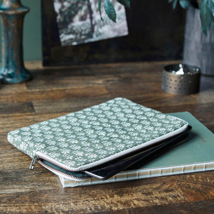 Tablet sleeve, hdrest, green