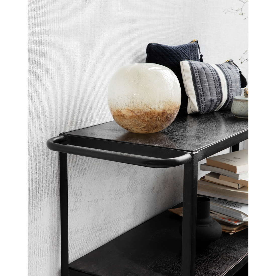 Shelf with 4 wheels, black