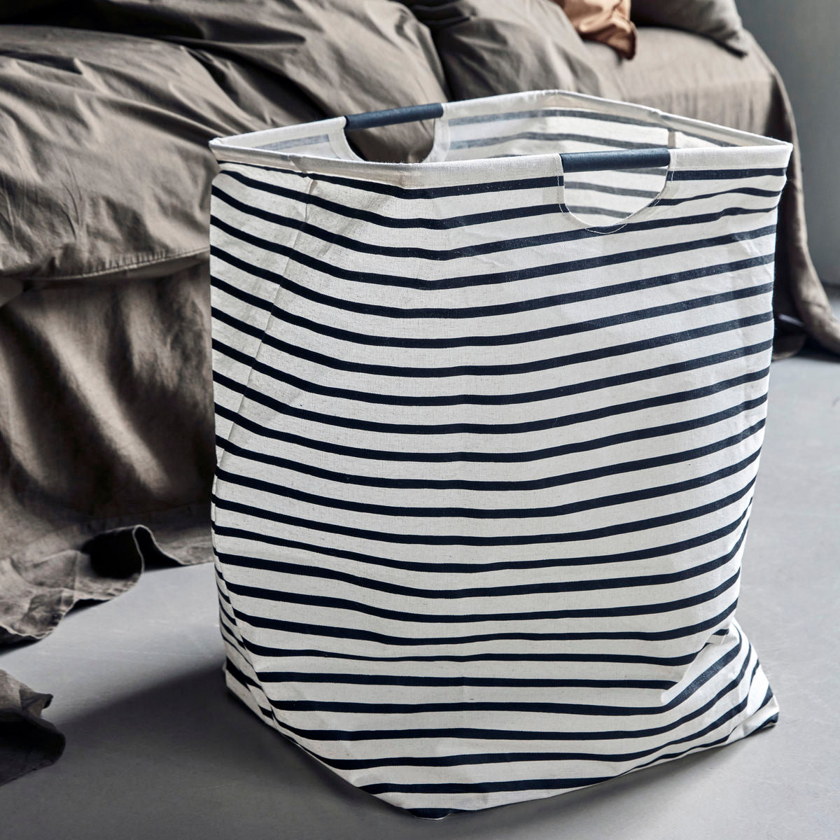 Laundry bag, hdstripes, black and white