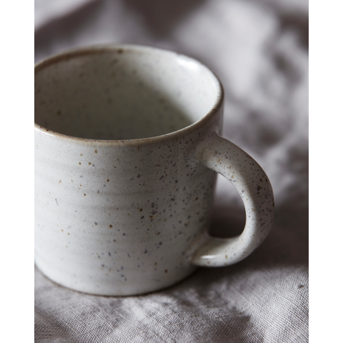 Cup, hdpion, gray/white