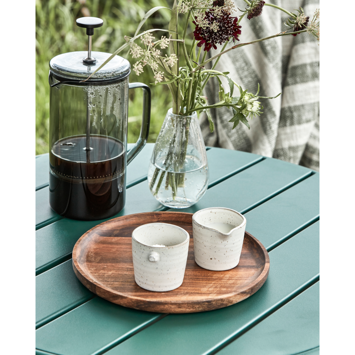 Milk jug and sugar bowl, hdpion, gray/white