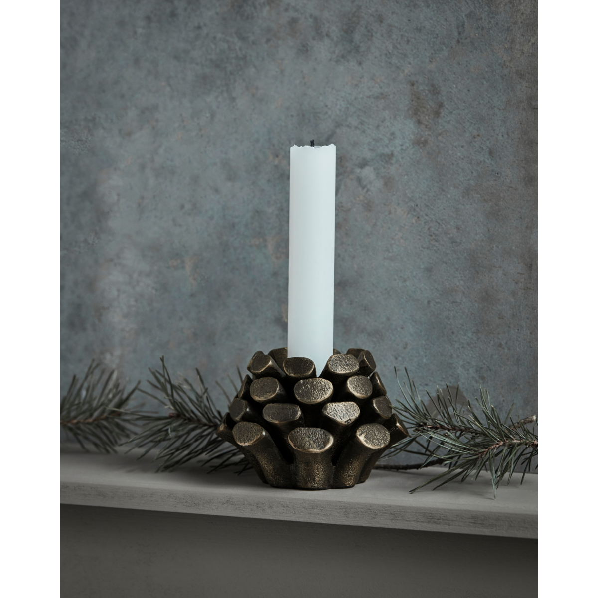 Candlestick, Hdpine Cone, Antik Brass Finish