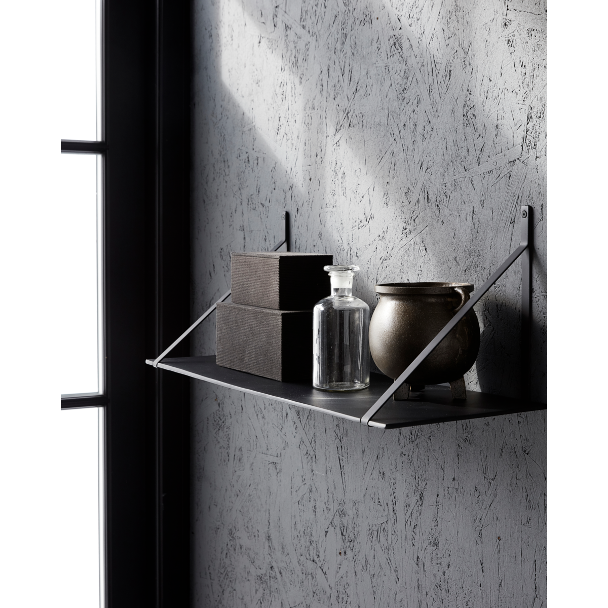 Shelf with iron suspension, hdlemmy, black