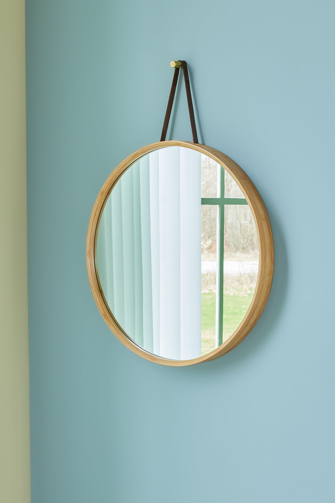 Hübsch - wall mirror w/wooden frame, nature/leather - Ø60x6cm