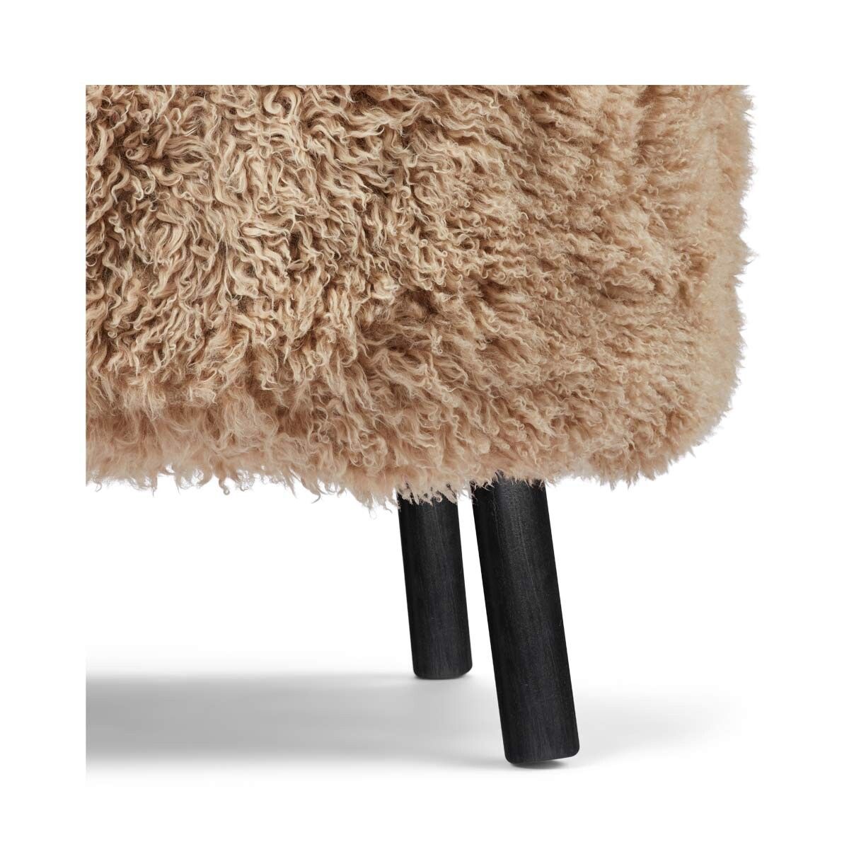 Emil Lounge Chair | Long -haired