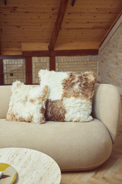 Chalet | Pillow |  Lambskin |  Tuscany |  Double -sided | Short -haired