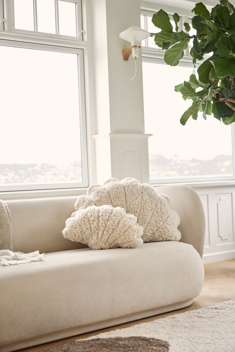 Shell pillow | Lambskin | Short Hair | New Zealand