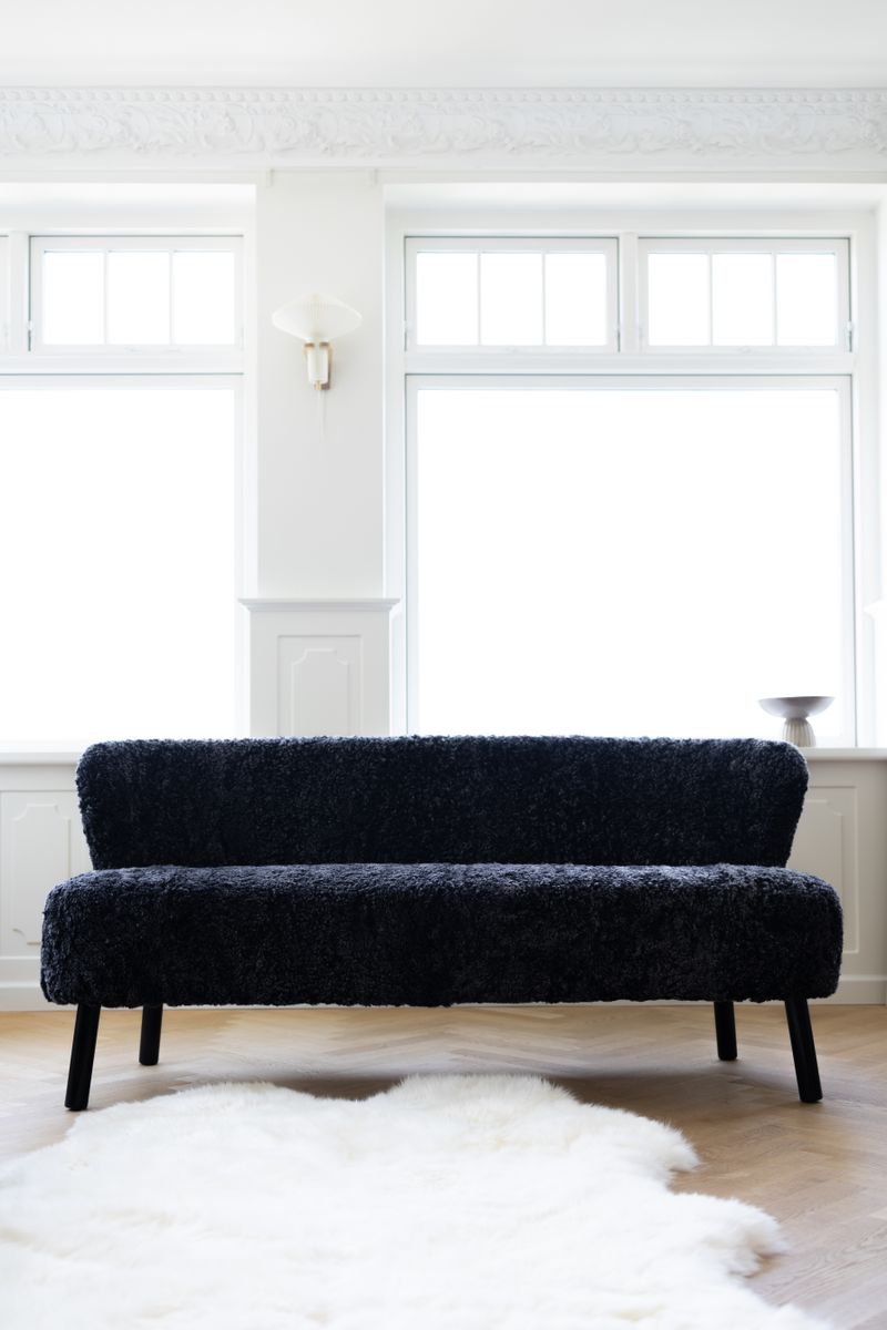 Emanuel sofa