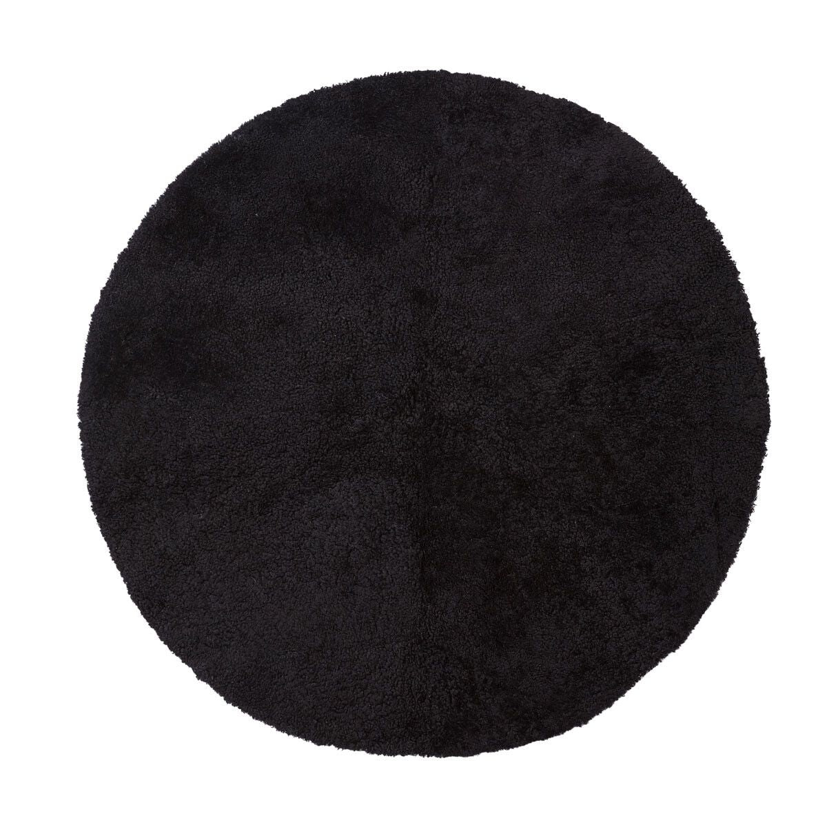 Carpet of Short Haired Lambskin | Ø140 cm