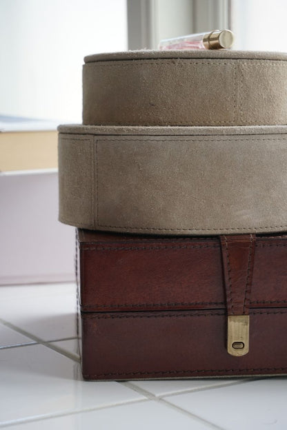 Round boxes | 2 pcs. | Calf leather