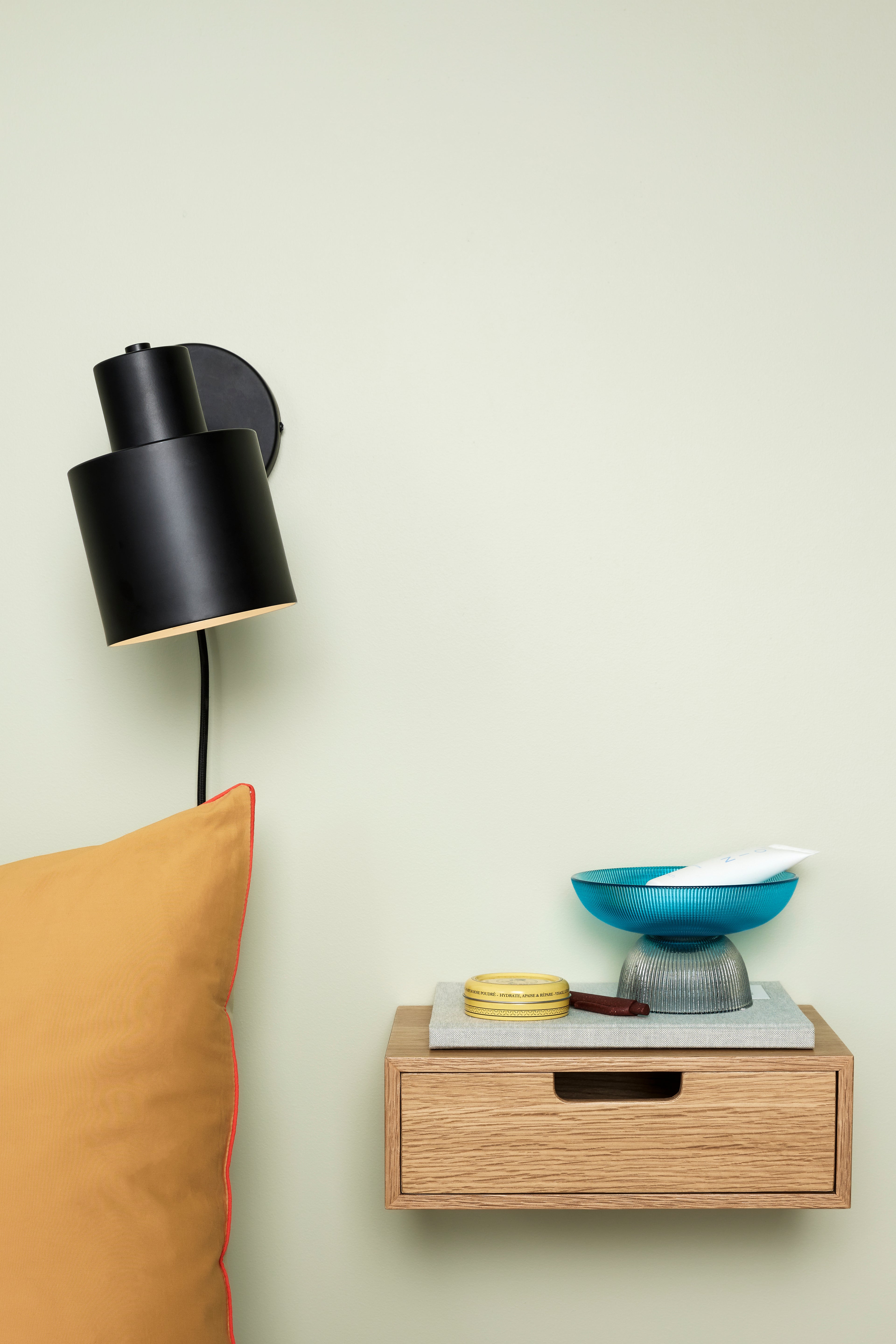 Hübsch fuse wall lamp black