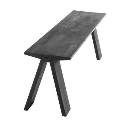 Muubs Bænk Angle, Eg Sort bejdset/olie - B: 160 H: 46 D: 35 cm - DesignGaragen.dk.