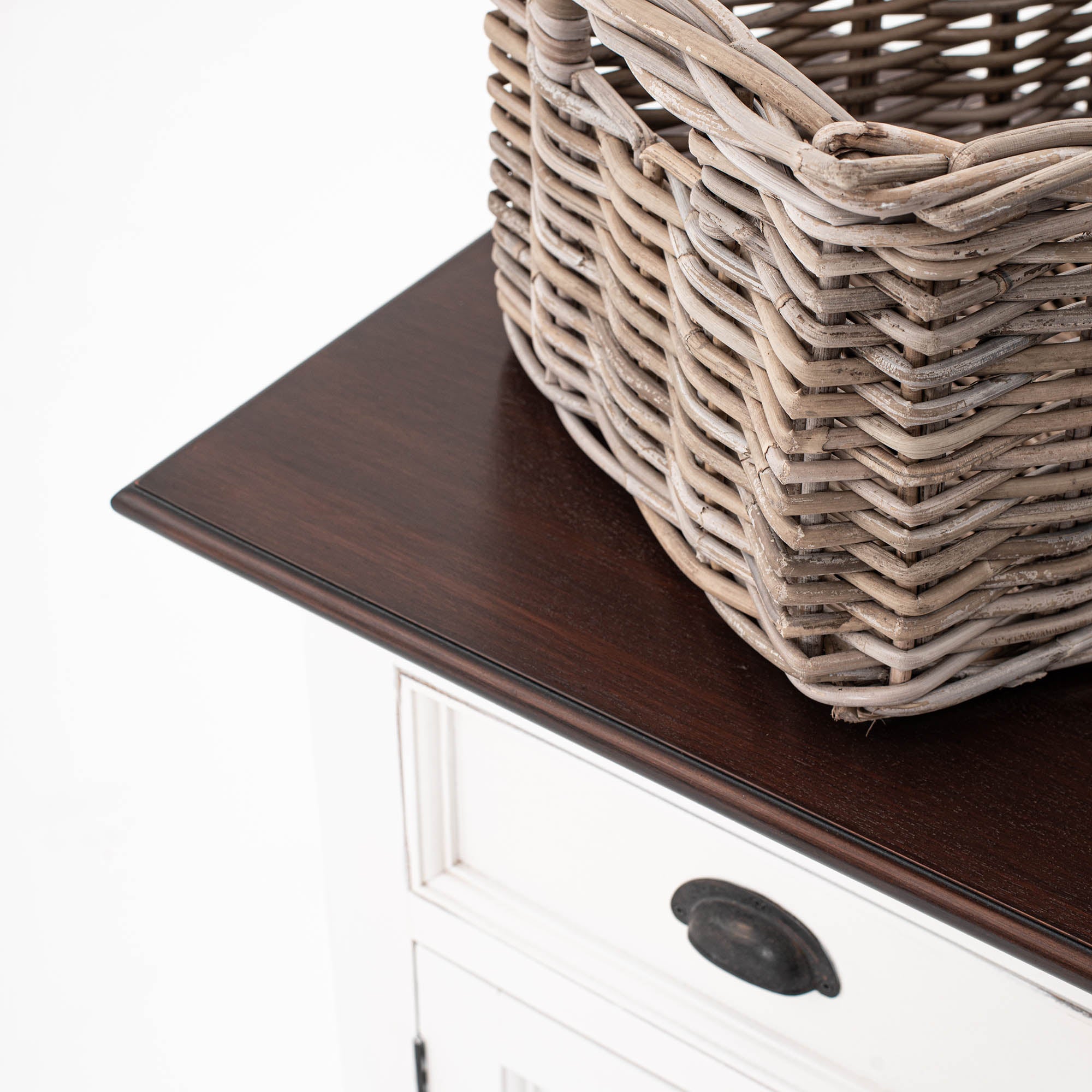 Halifax accent sideboard with 4 baskets